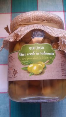 Olive verdi in salamoia