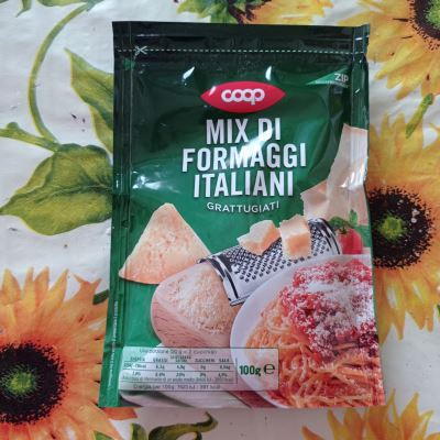 Mix di formaggi italiani grattugiati