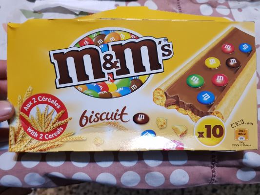 M&m's biscuit