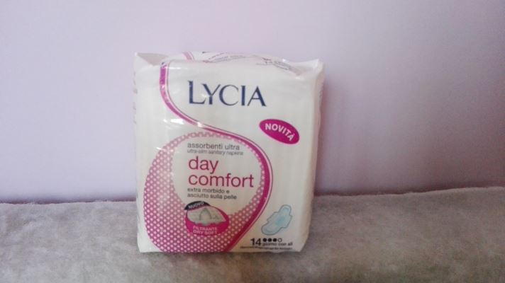 Assorbenti ultra day confort