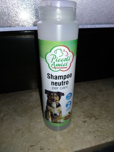 Shampoo neutro per cani