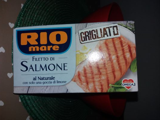 Filetto salmone al naturale con limone